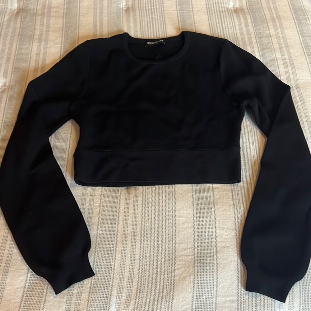 Backless crop sweater